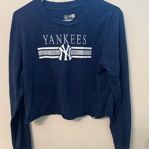 New Era Navy Yankees Long Sleeve Tee
